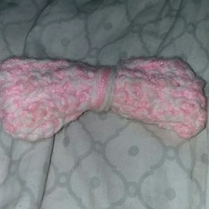 Pink and white bow